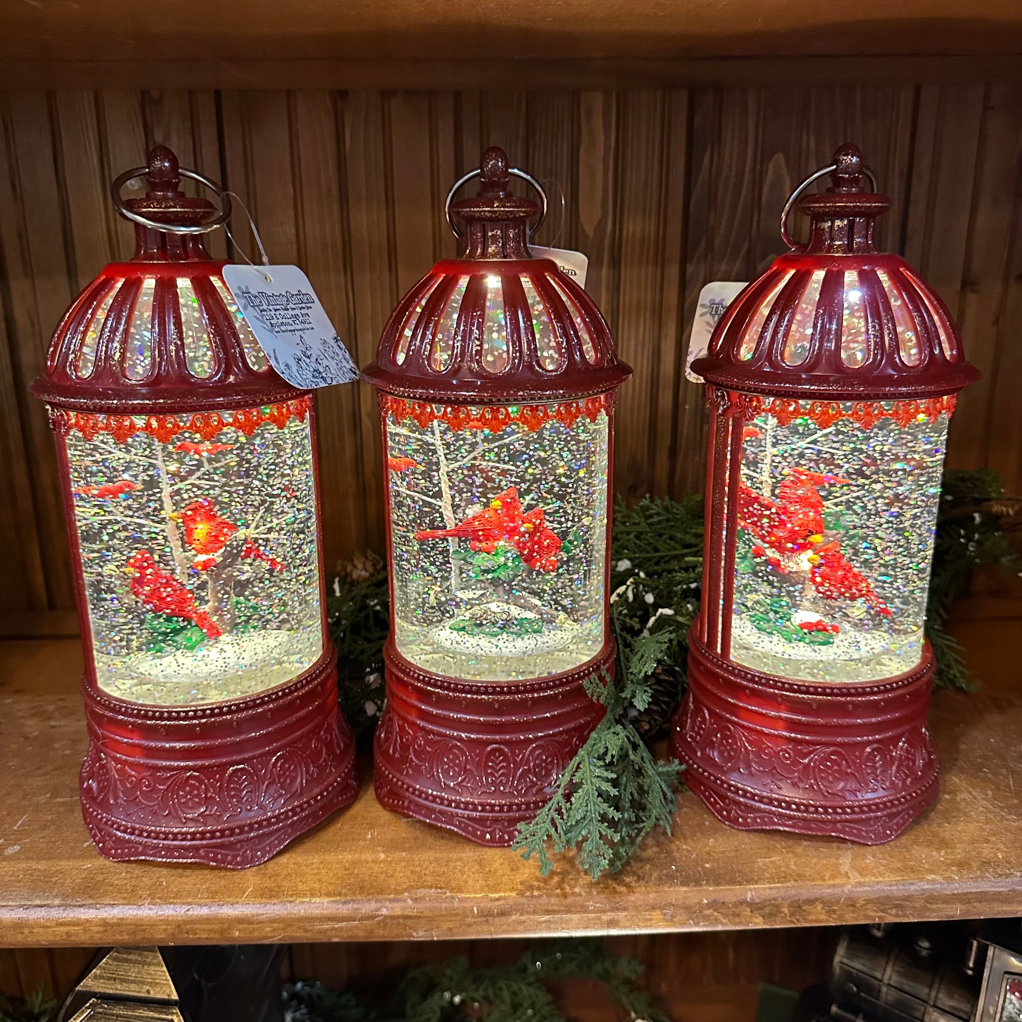 Cardinal Spinning Snow Globe | Battery Operated