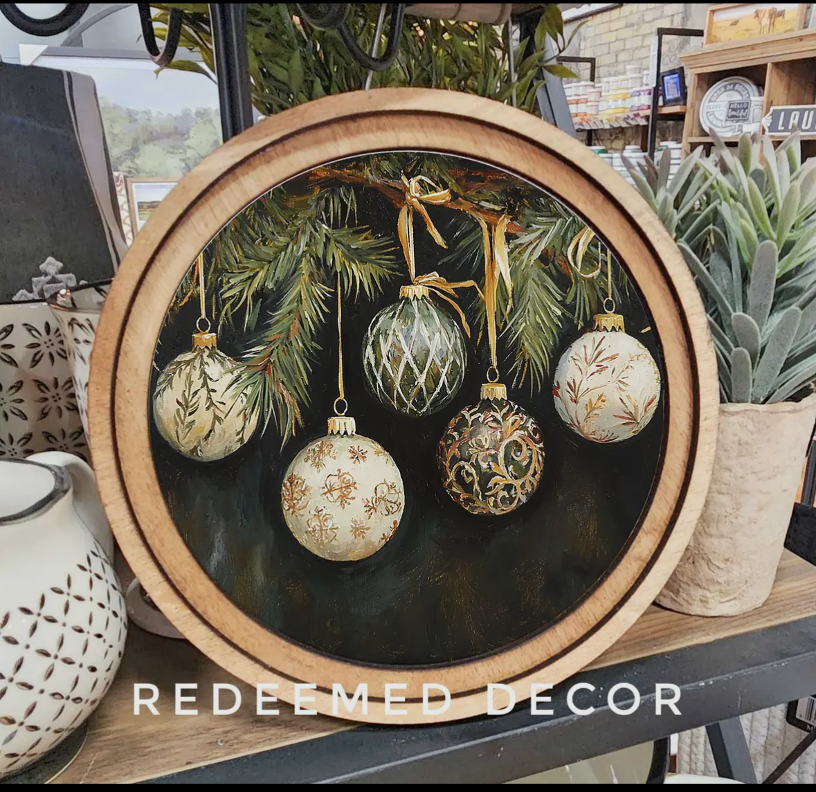 Holiday Ornaments | Round Art