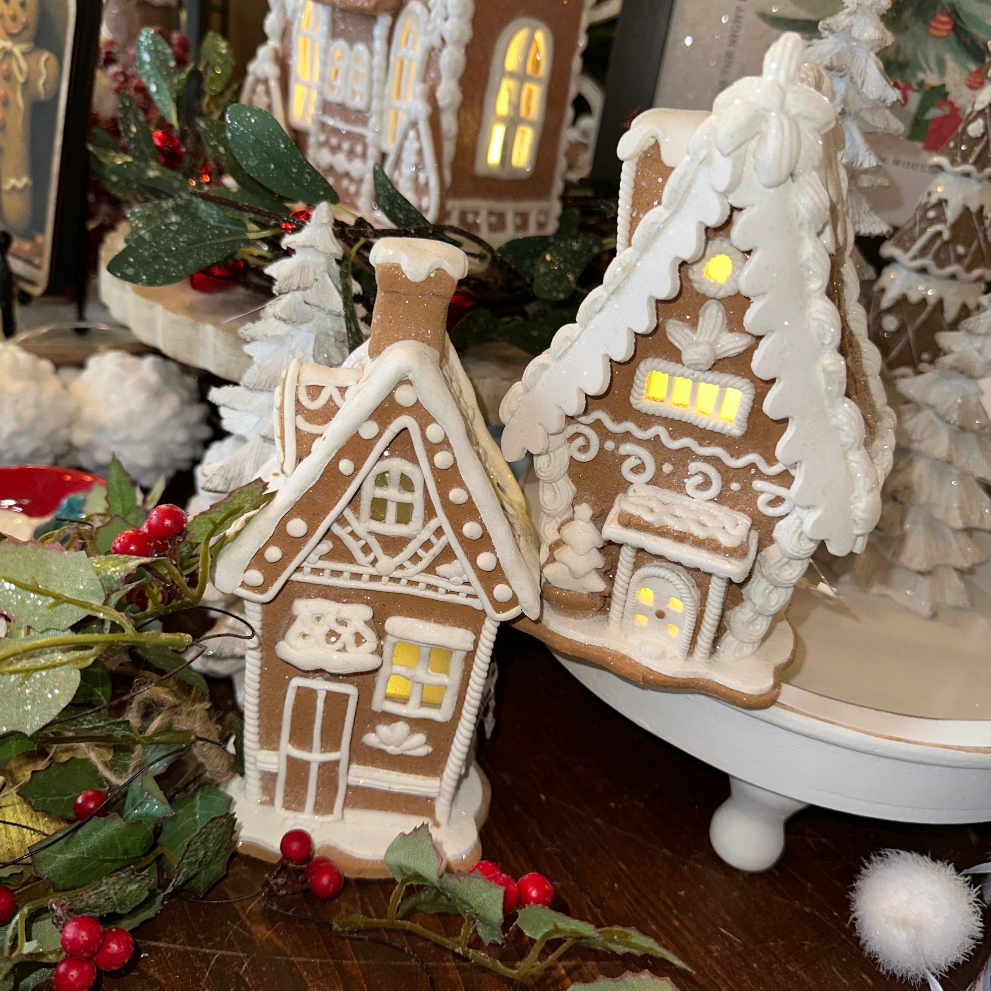 Lighted White Iced Gingerbread House | 7"