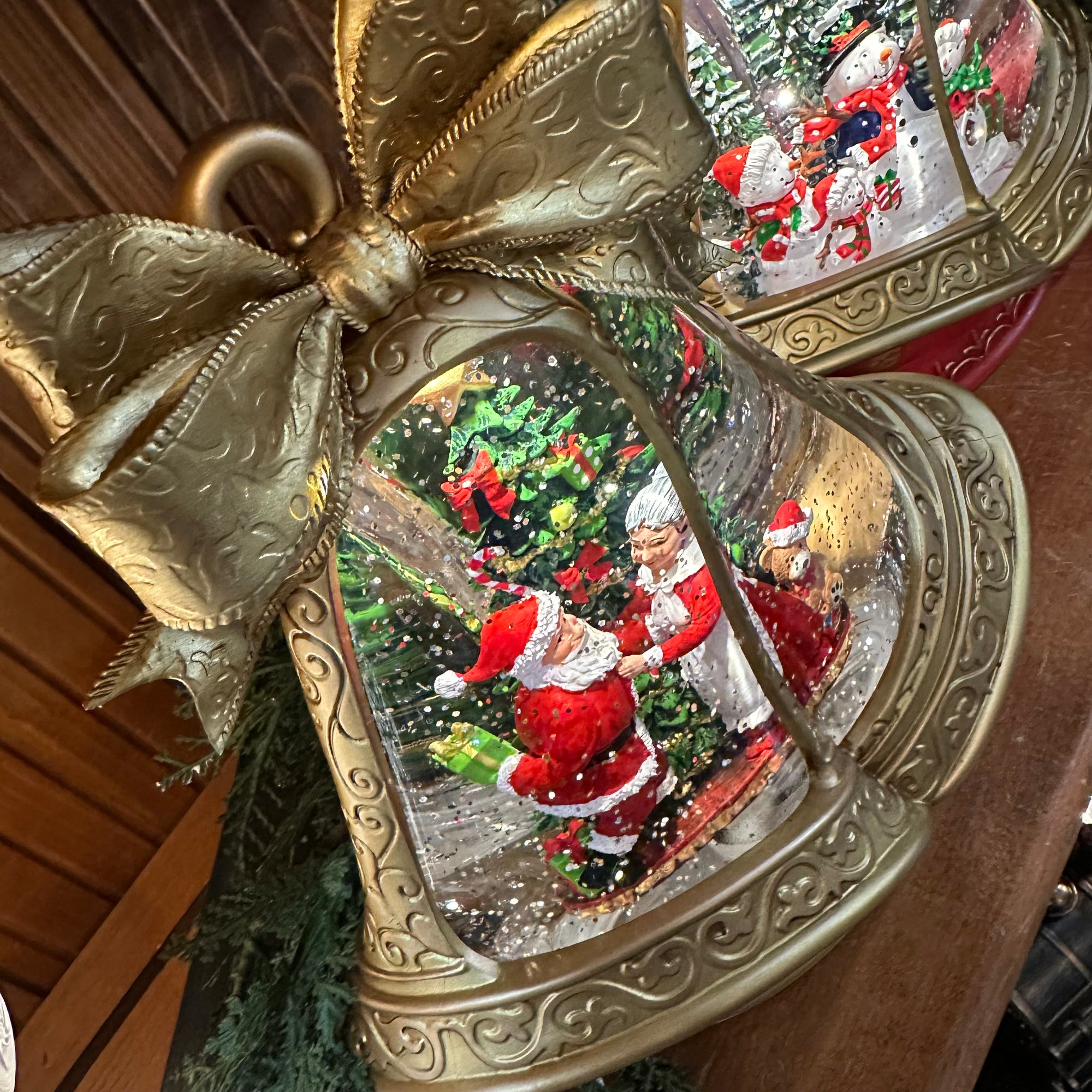 Spinning Snow Globe | Bells | Battery Operated