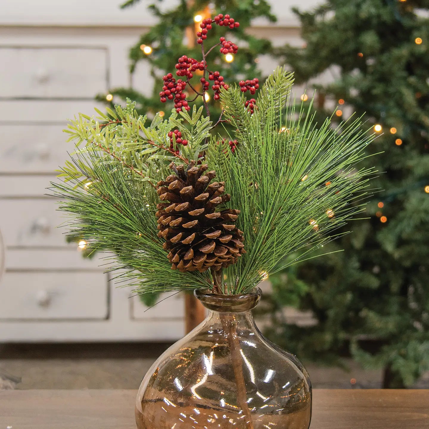 Winter Pine & Berry Pick | 12"