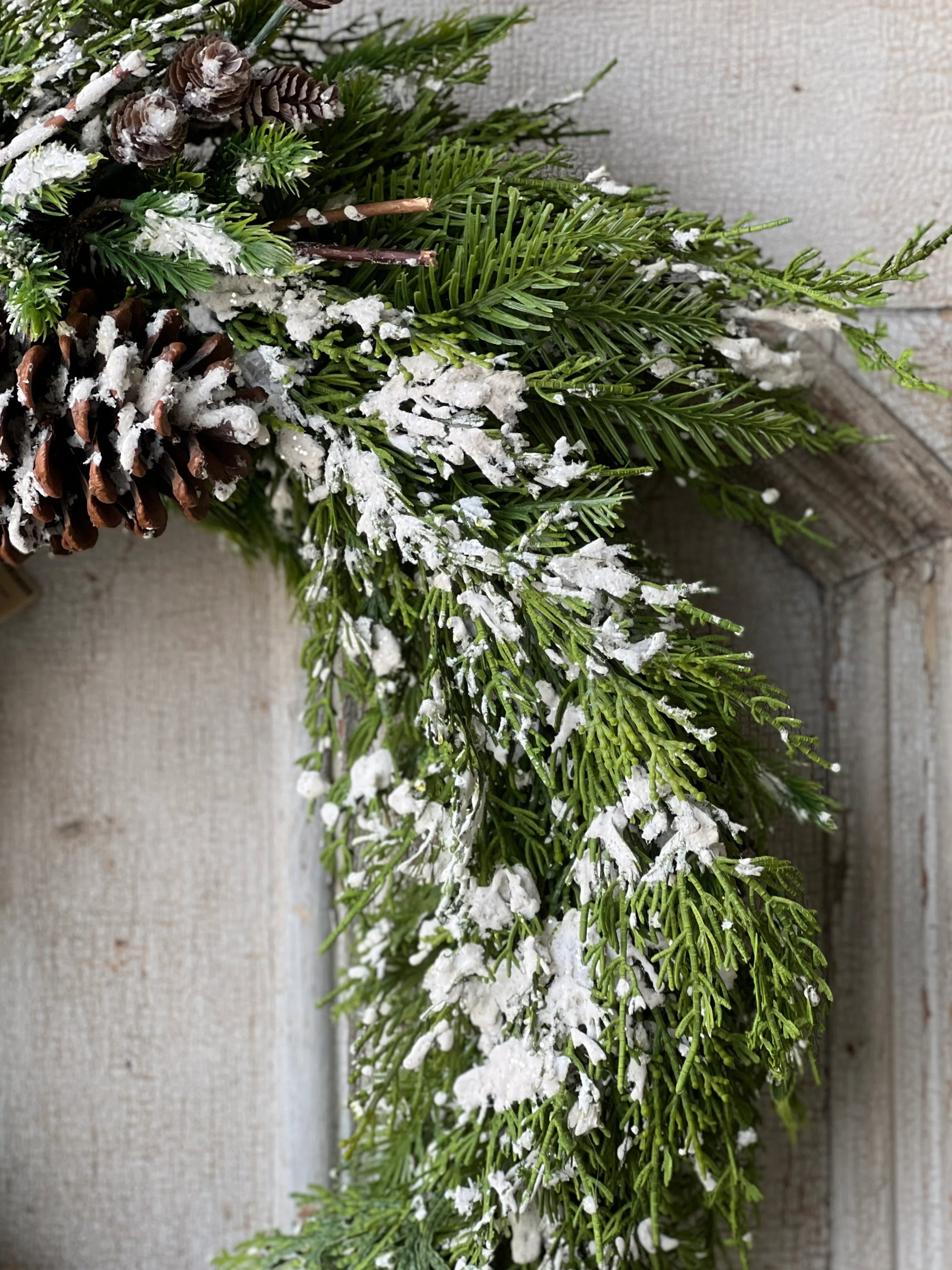 Snowy Pine Wreath | 24"