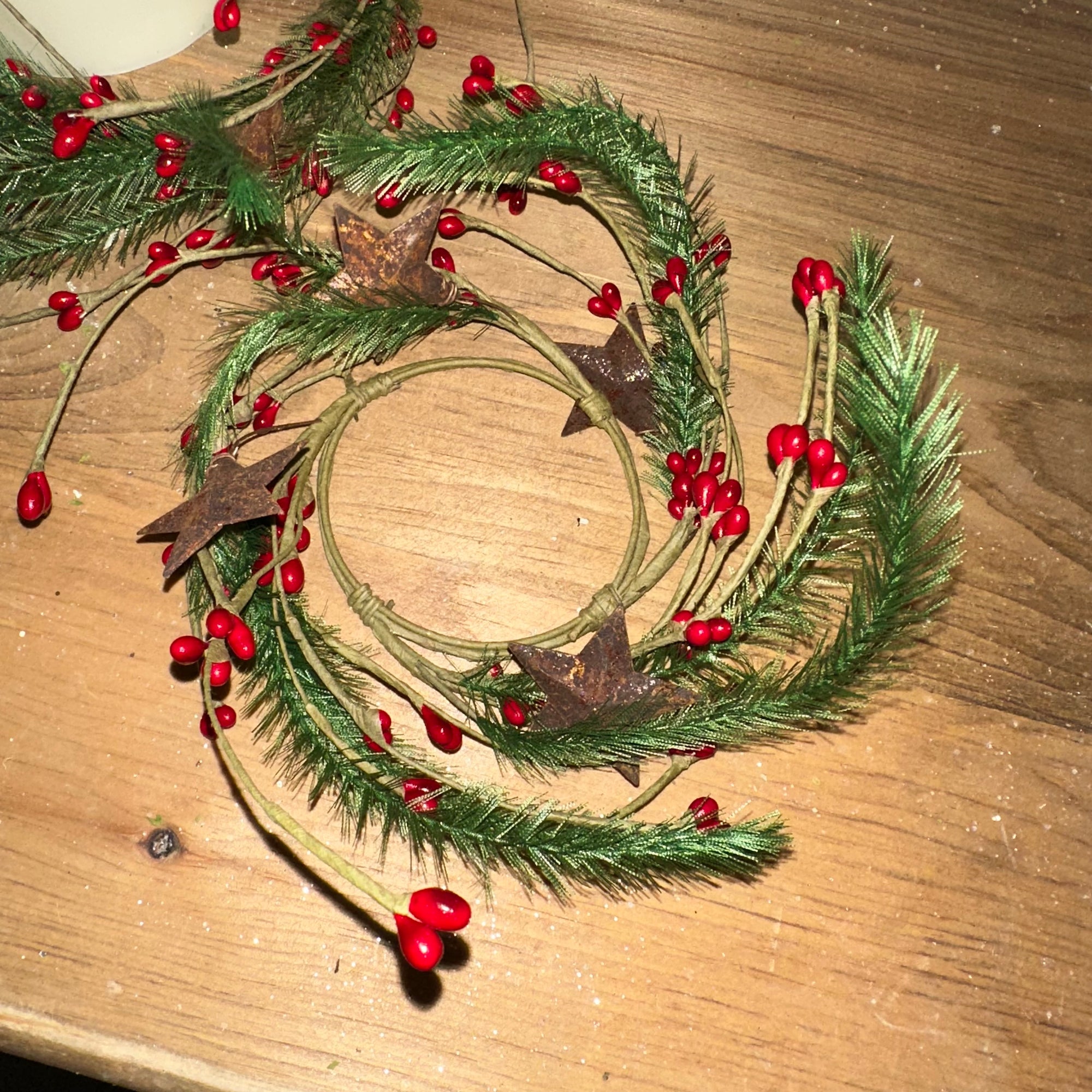 Primitive Pine, Berry & Rusty Star Ring