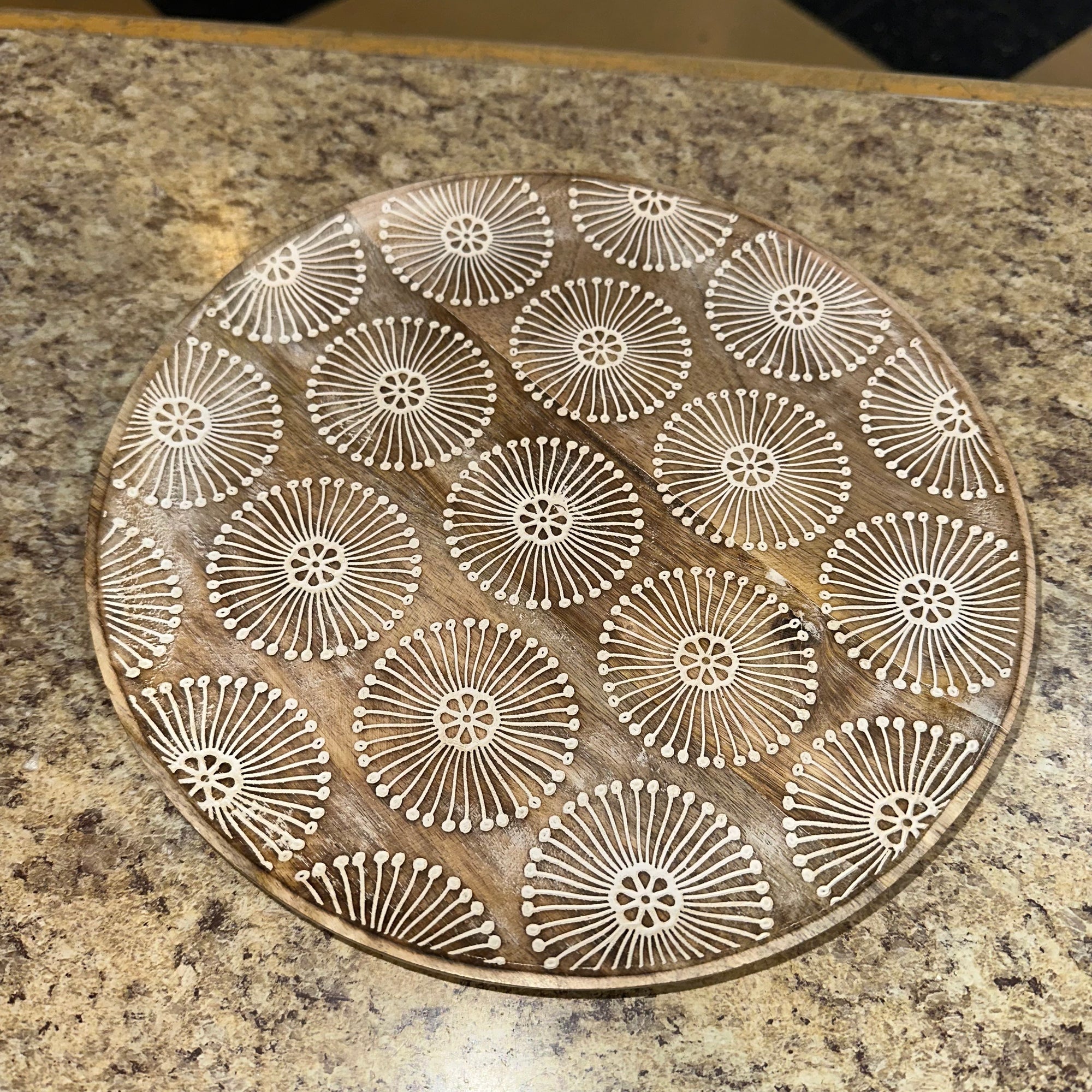 Dandelion Round Tray | Natural Wood