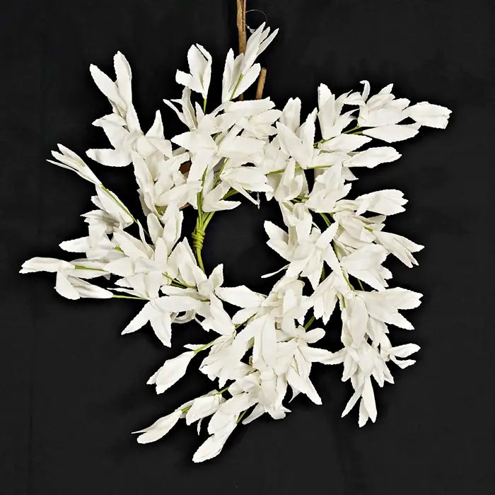 Leaves Ring | White | 14"