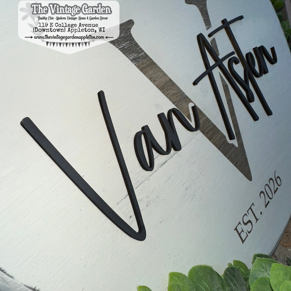 FAMILY SERVISE アンティーク看板 Monogrammed Family & Established Date Sign | Custom Sign - The