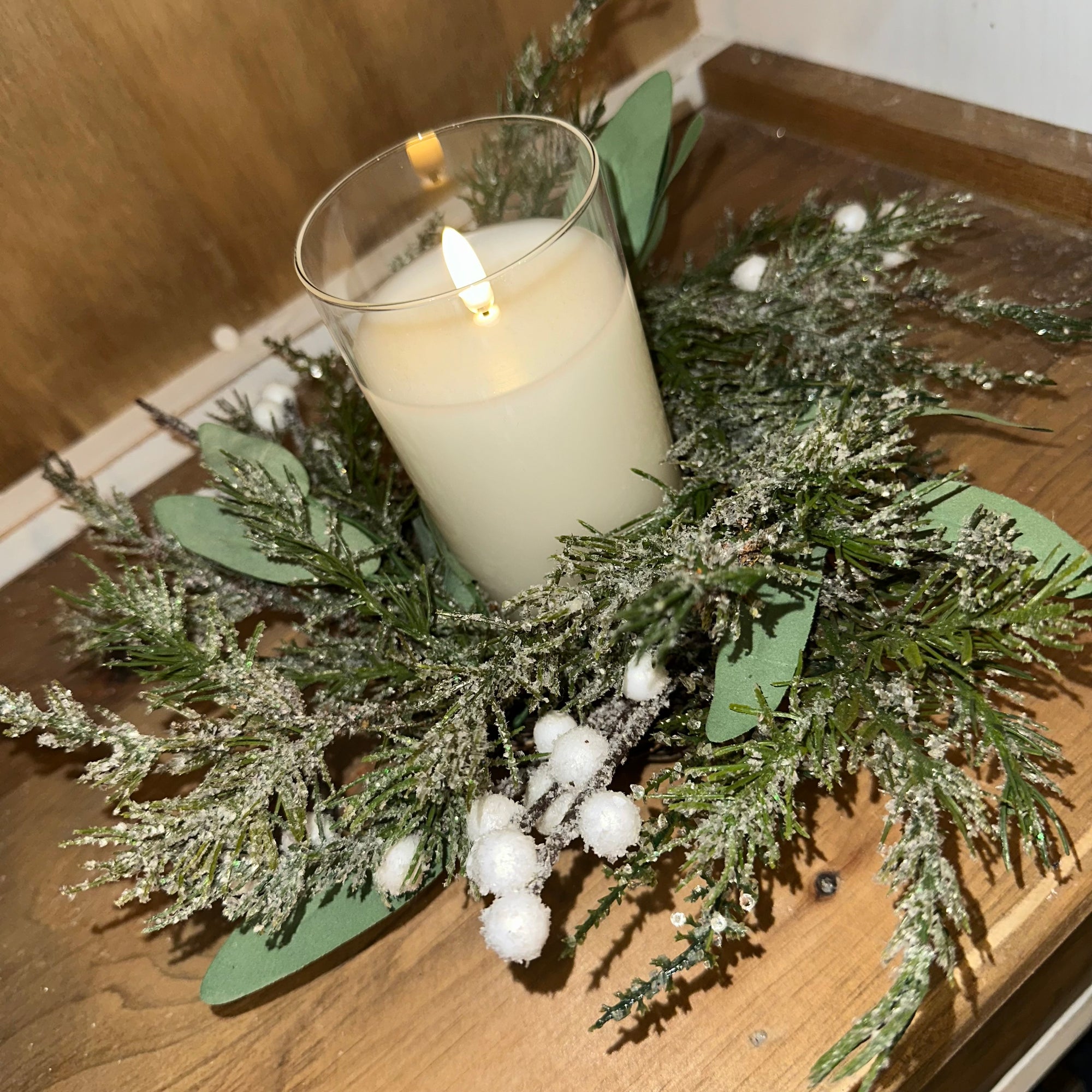 Iced Berry Ring | 12"