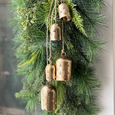 Hanging Prancer Bells | Gold