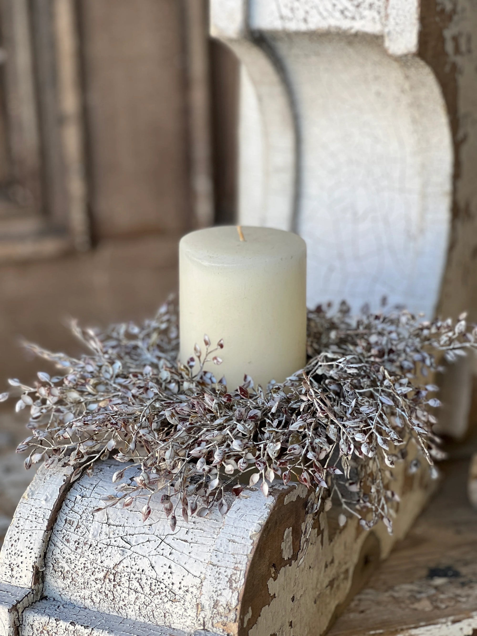 Little Luna Leaves Candle Ring | Cream | 10"