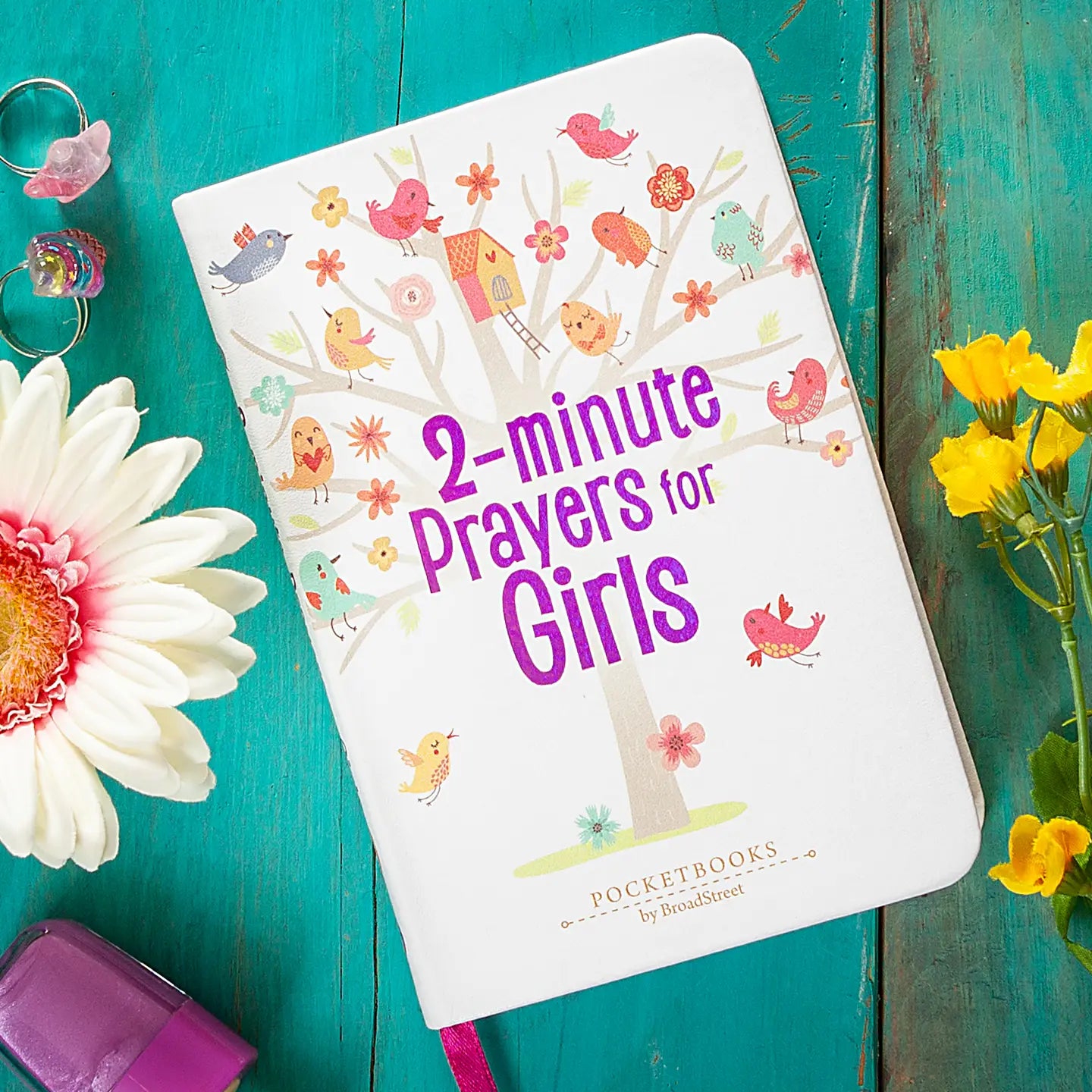 2-Minute Prayers for Girls | Devotional