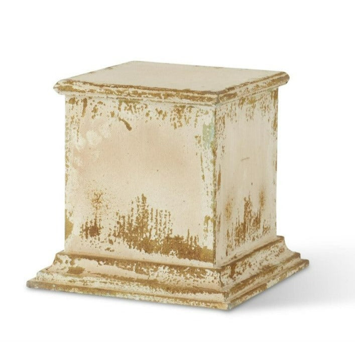 Urn | Metal