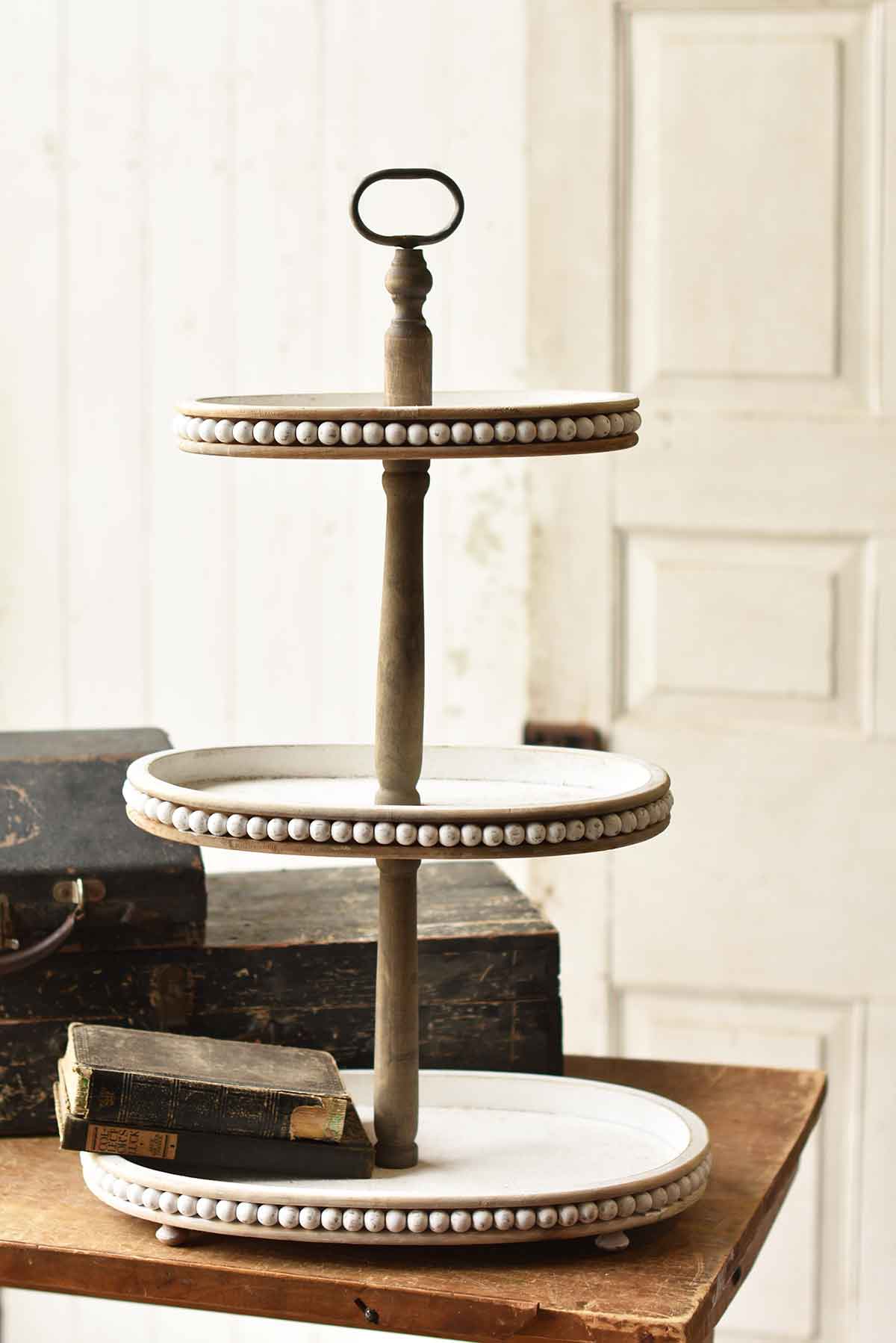 Beaded, Three Tiered Pedestal | White