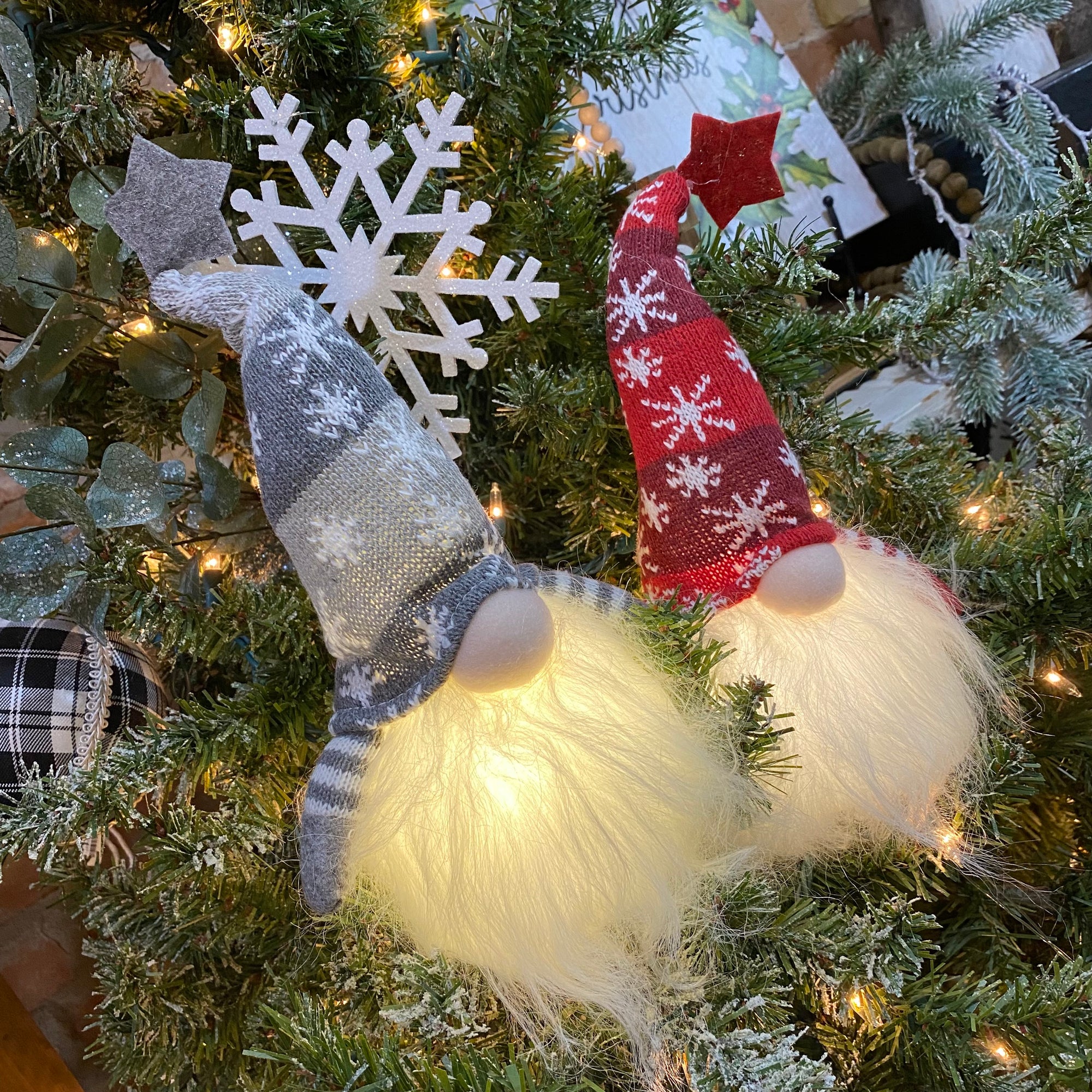 Snowflake Hat Gnome | Lighted | 11"