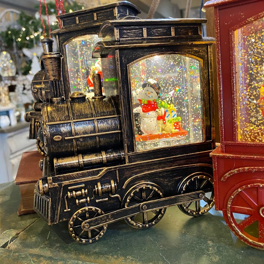 {Winter} Spinning Snow Globes