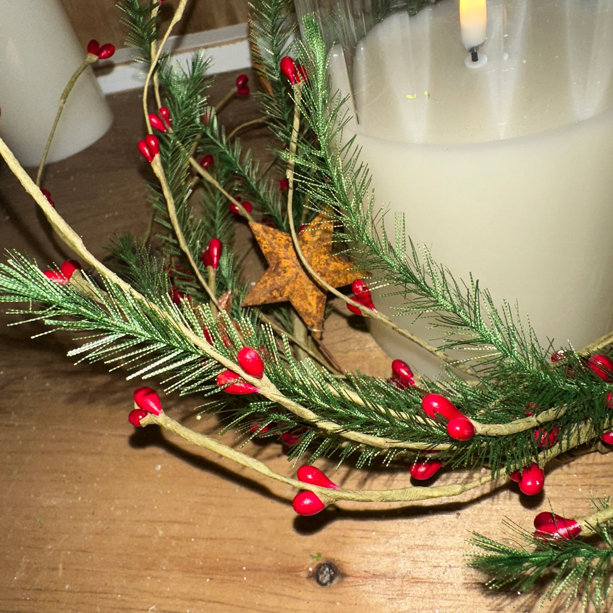 Primitive Pine, Berry &amp; Rusty Star Ring