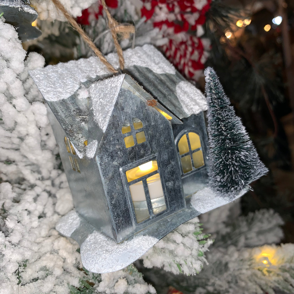 Lighted Metal Winter House | Ornament