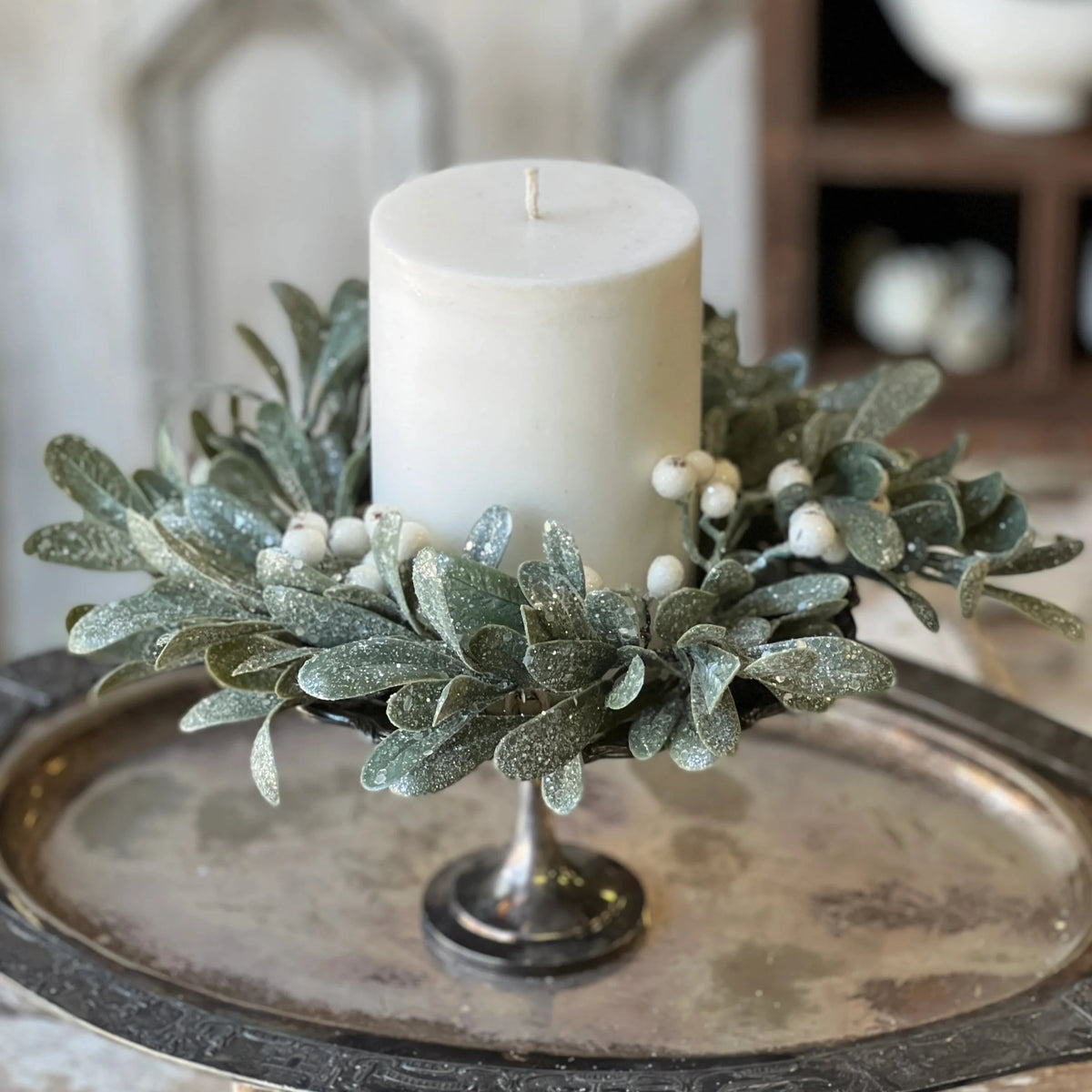 Ice Kissed Mistletoe Candle Ring | 10&quot;