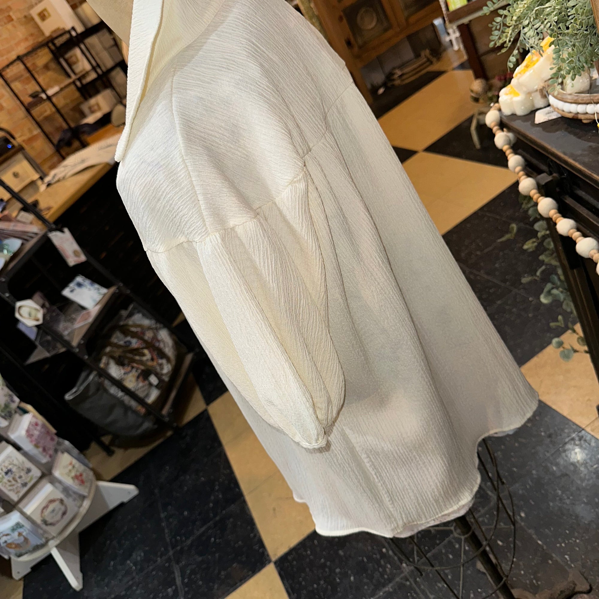 Short Sleeved Button Up Blouse | Cream