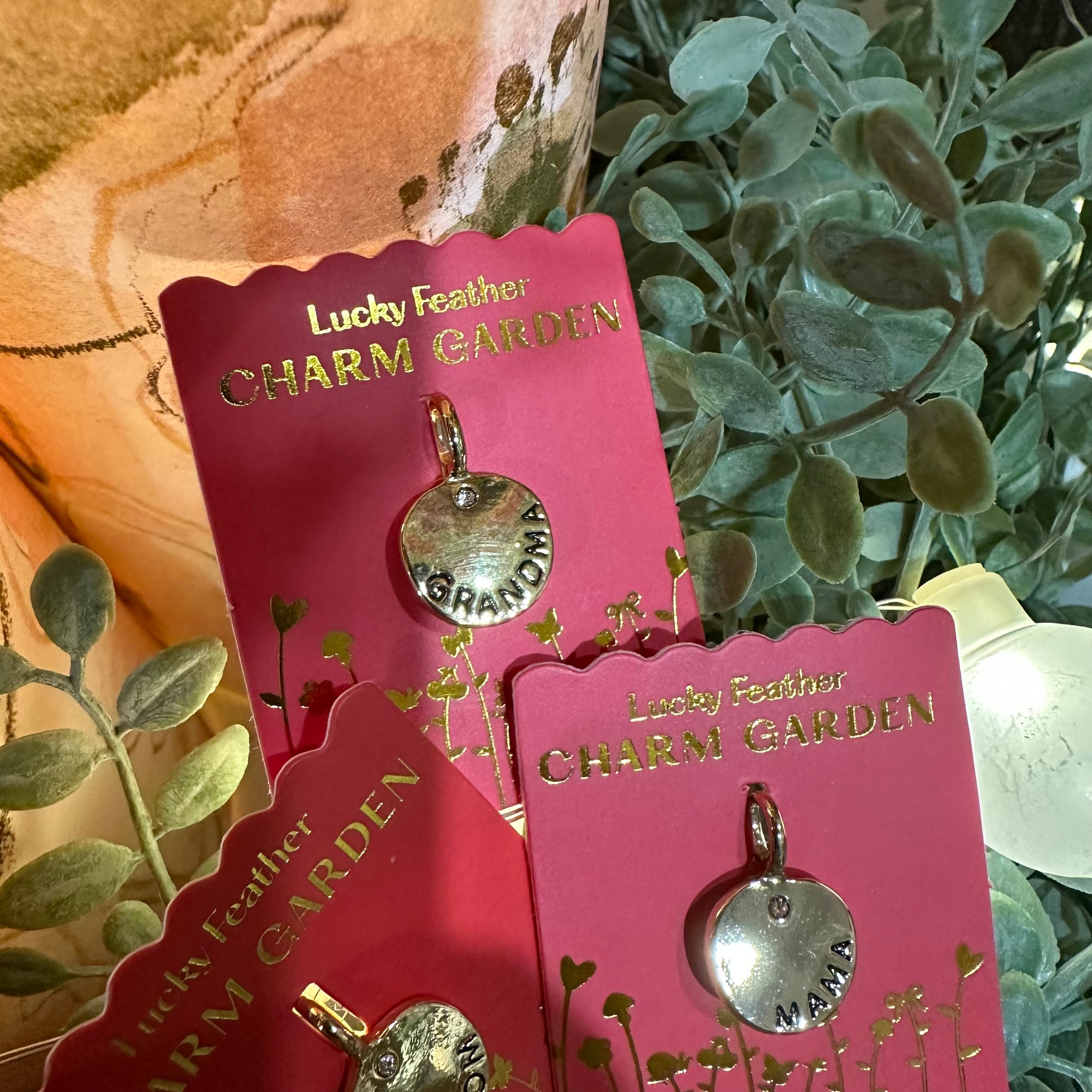 Charm | Mama, Mom, Grandma | Gold