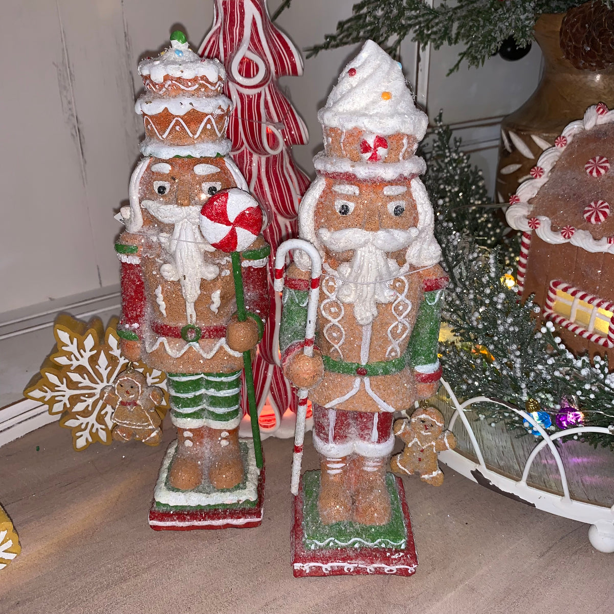 Gingerbread Nutcracker | 10&quot;