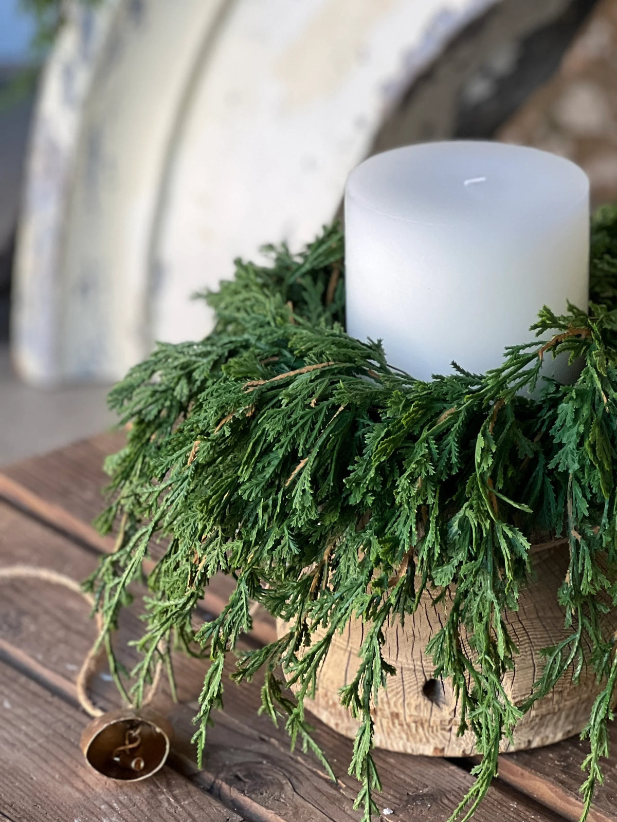 Emerald Falls Cedar Candle Ring | 12&quot;