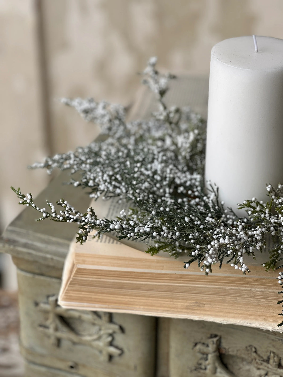 Snowy Juniper Candle Ring | 16&quot;