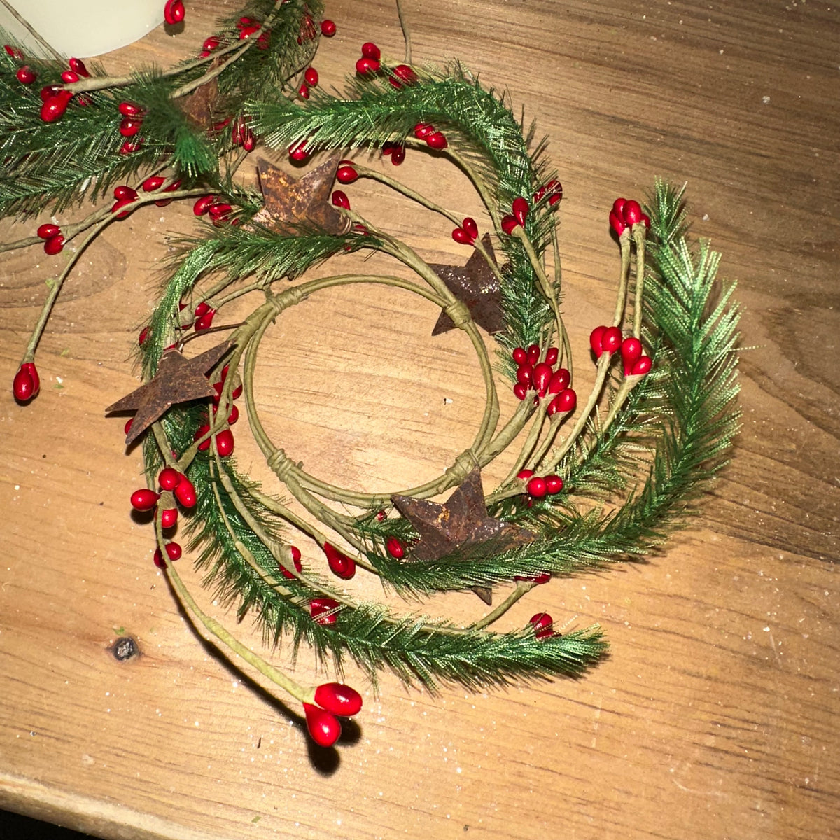 Primitive Pine, Berry &amp; Rusty Star Ring
