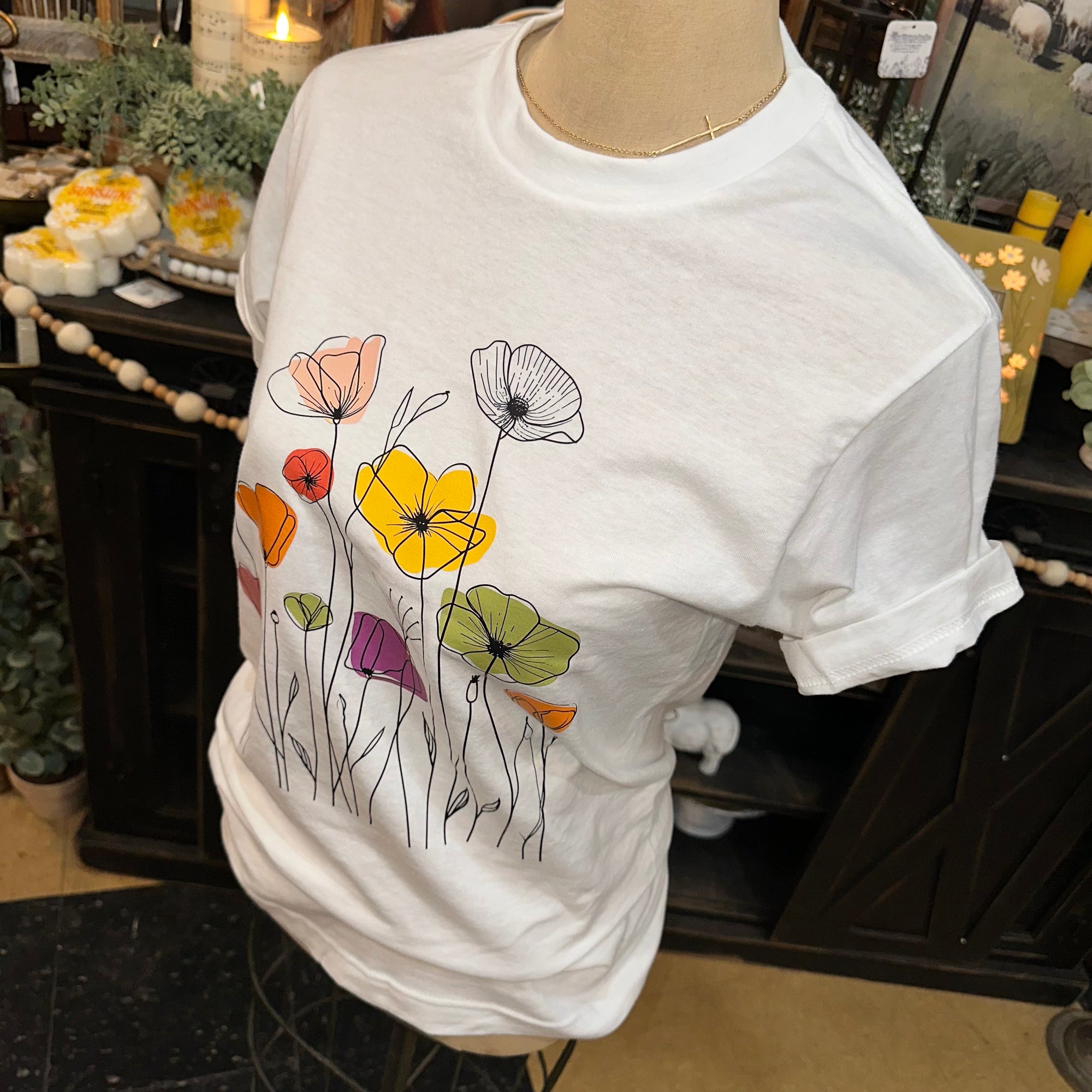 Wild Poppy Flowers | Graphic Tee