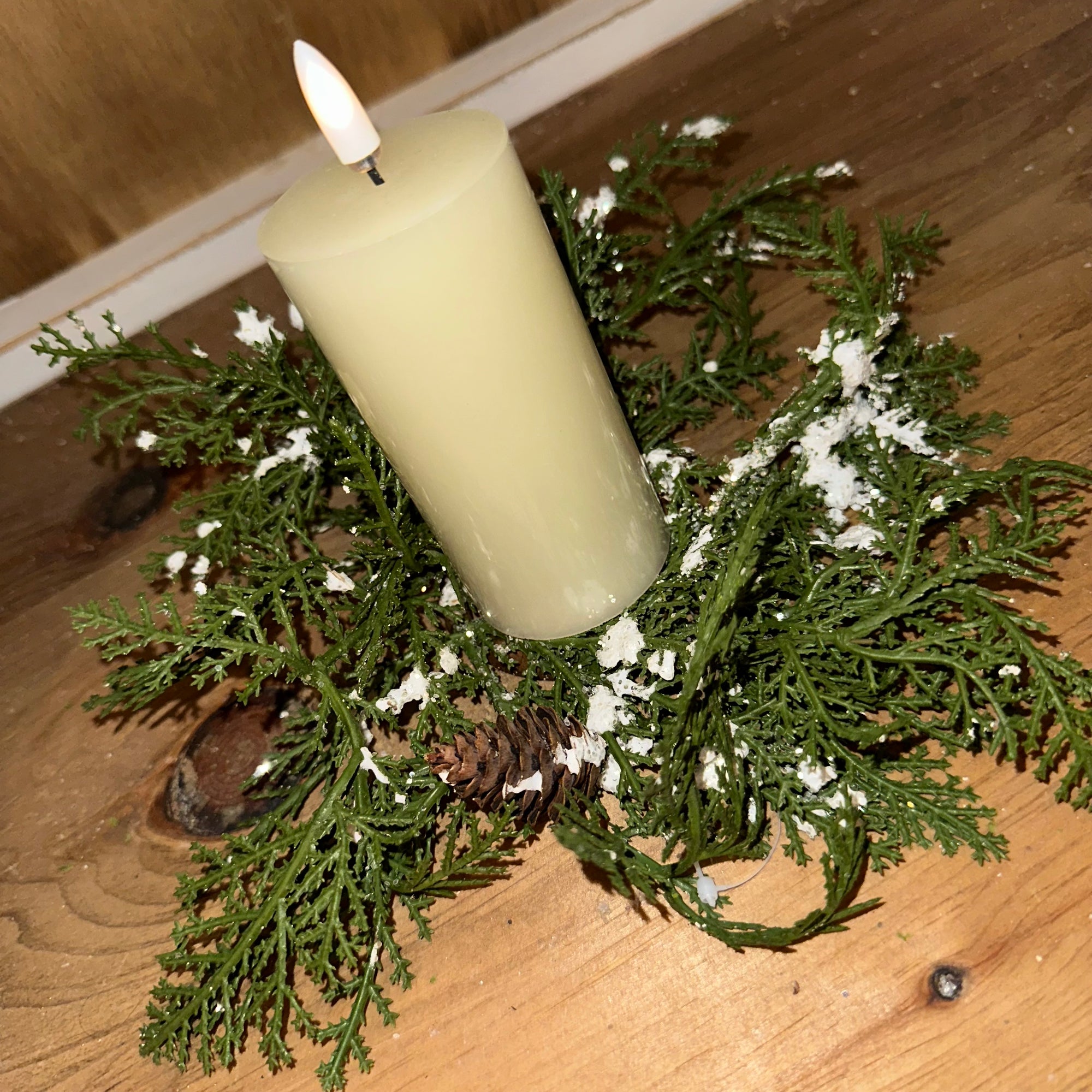 Snowy Cedar Pine Ring | Soft Touch