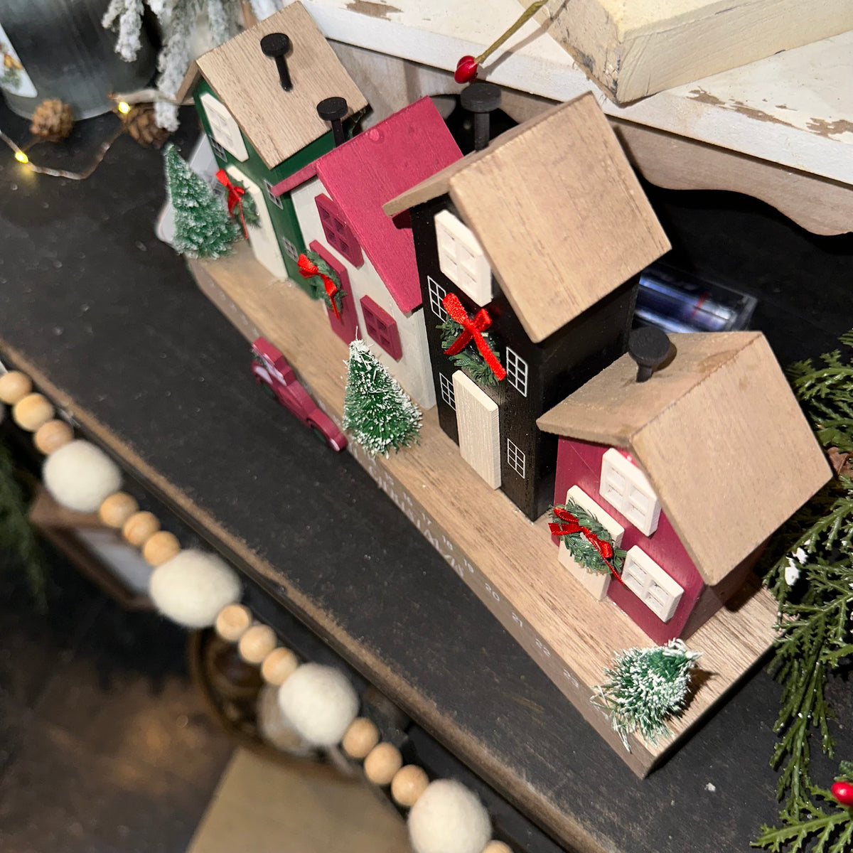 Holiday Lane Christmas Countdown | Lighted