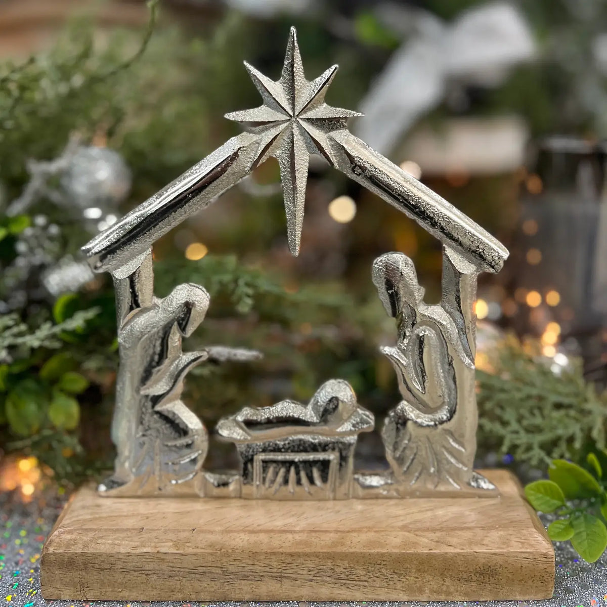 Holy Family Nativity Scene | Metal &amp; Wood