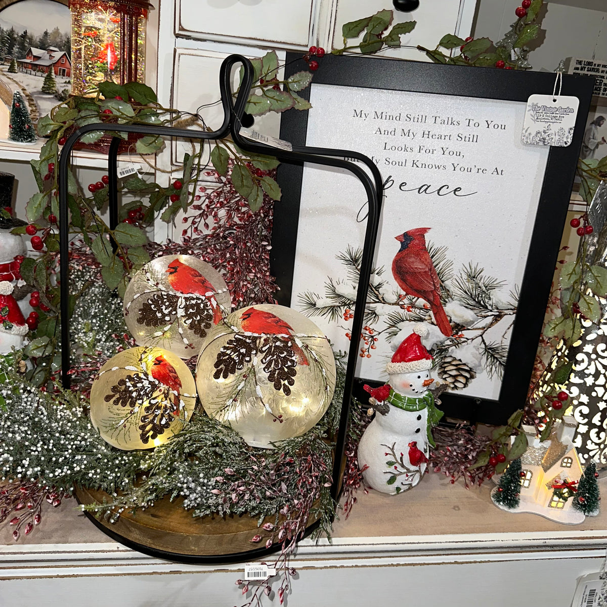 Frosted Cardinal Sphere | Battery Operated