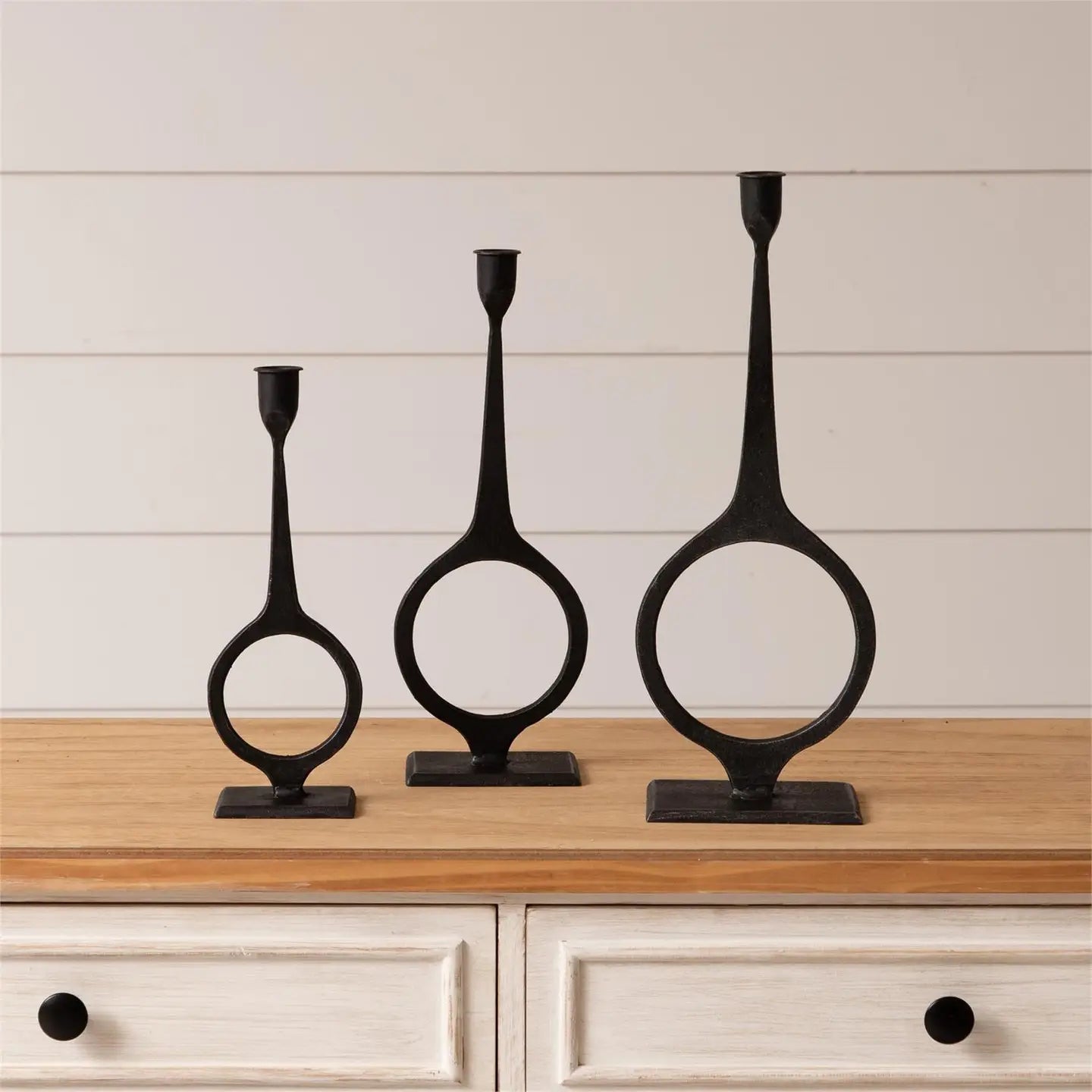 Circular Taper Candle Holder | Black Metal