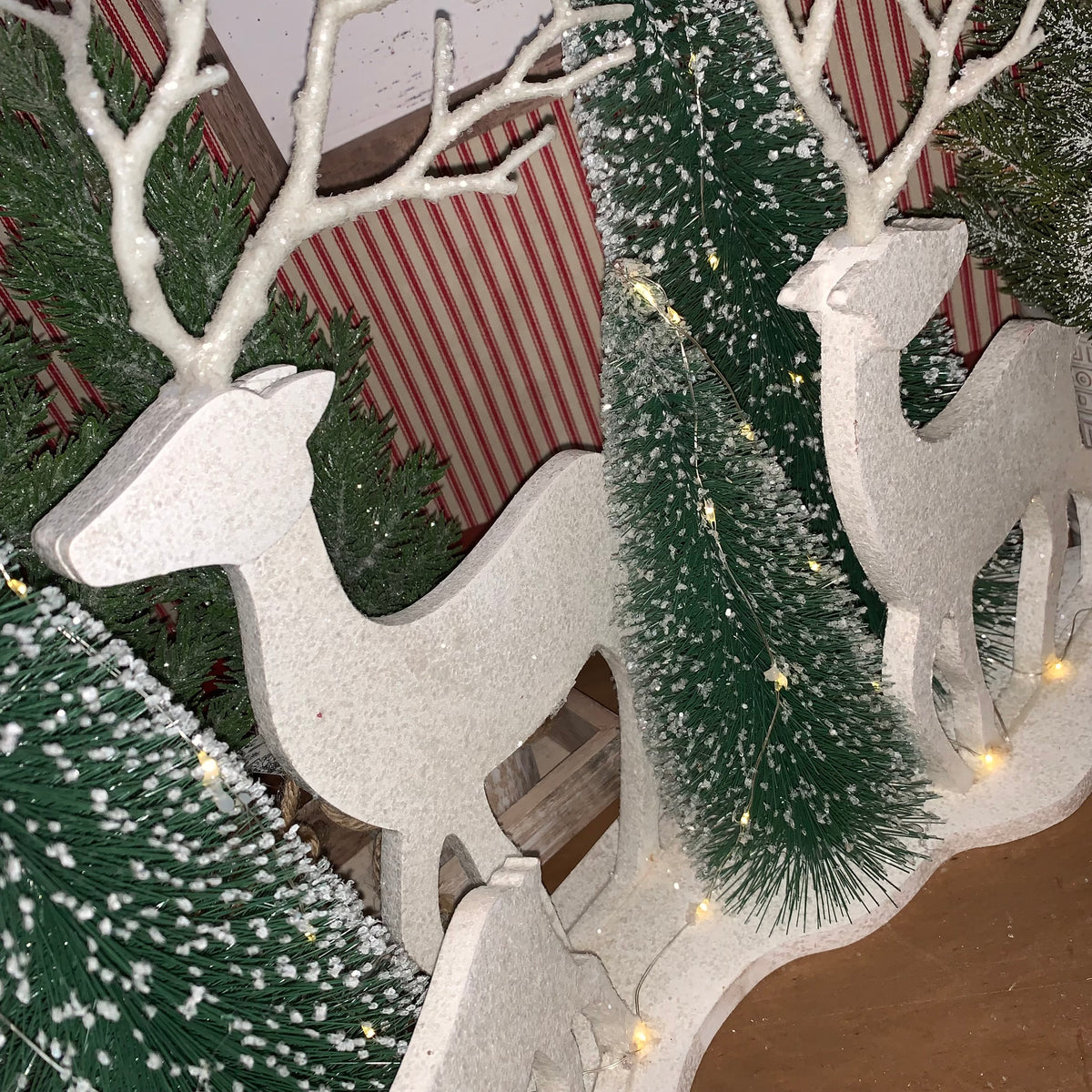 Deer &amp; Tree Tabletop Silhouette Setting | Battery Operated