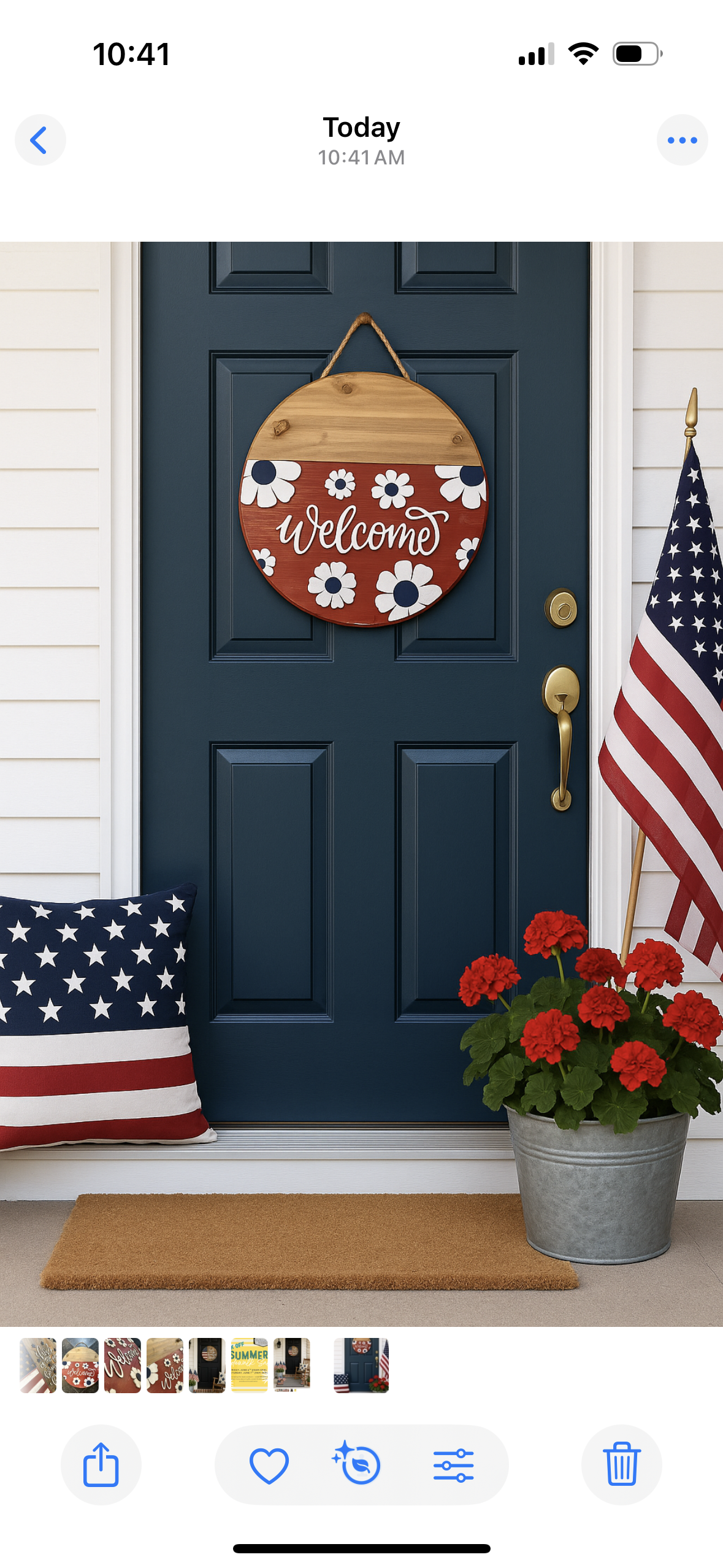 Welcome Red, White & Blue Daisies | 18" Handmade Sign