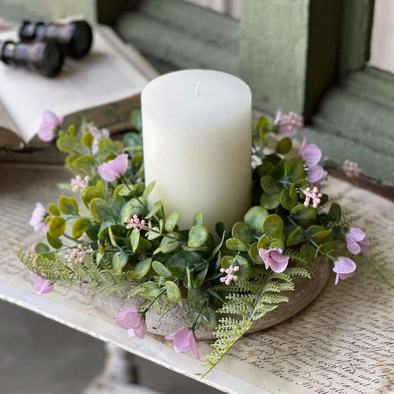 Sweet Pea &amp; Eucalyptus Ring | Soft Pink | 10&quot;