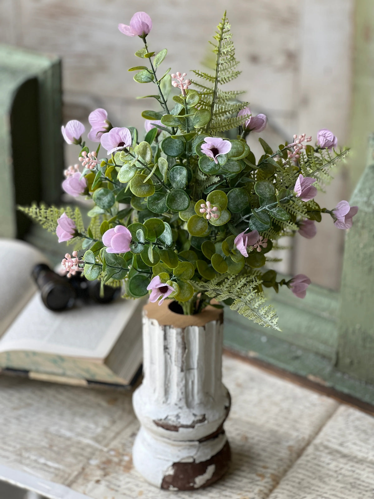 Sweet Pea &amp; Eucalyptus Bush | Soft Pink | 20&quot;