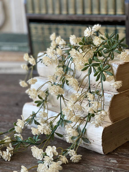 Alabaster Buds Hanging | 29"