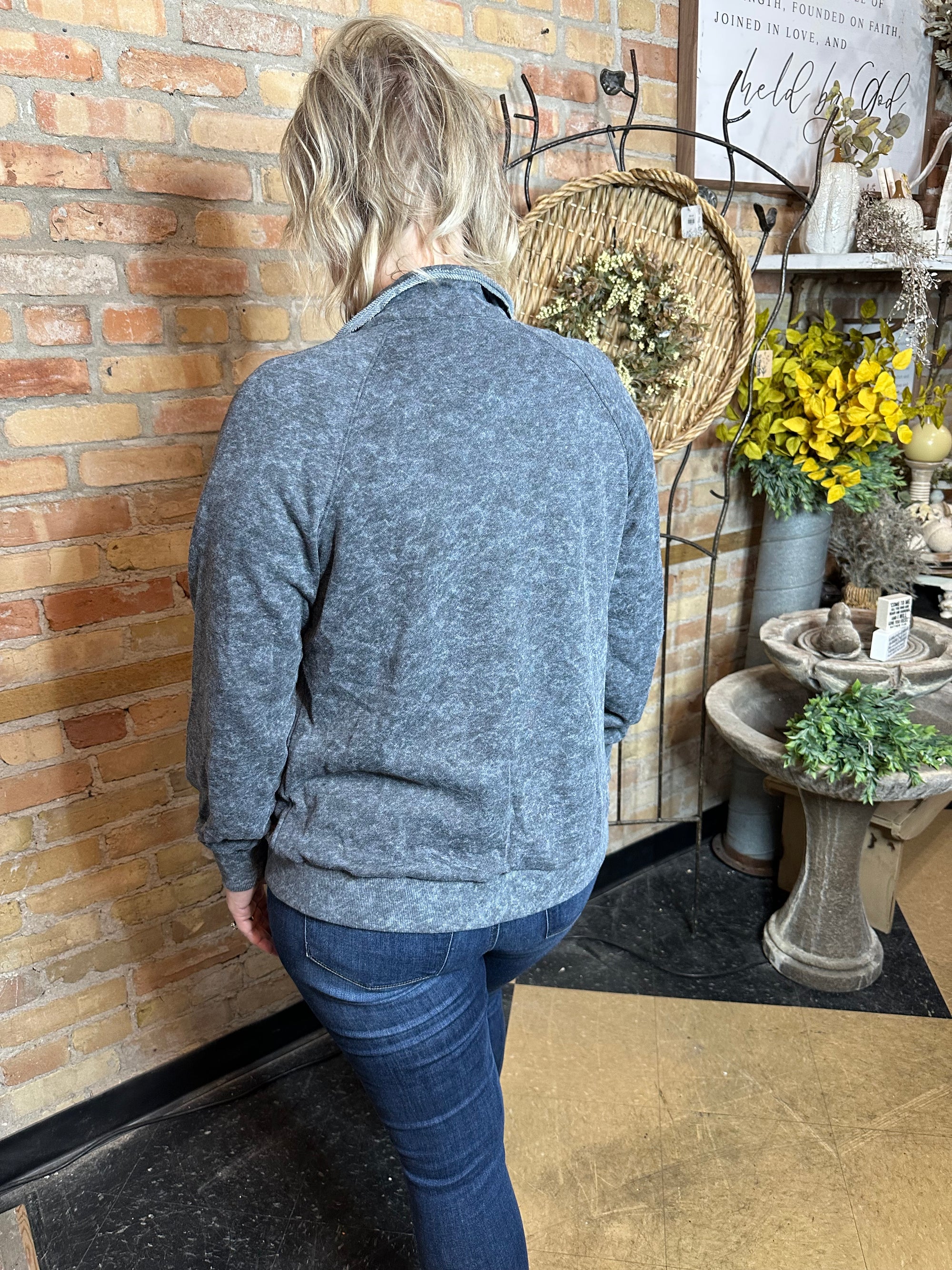 Washed Charcoal Button-Up | Snap Buttons