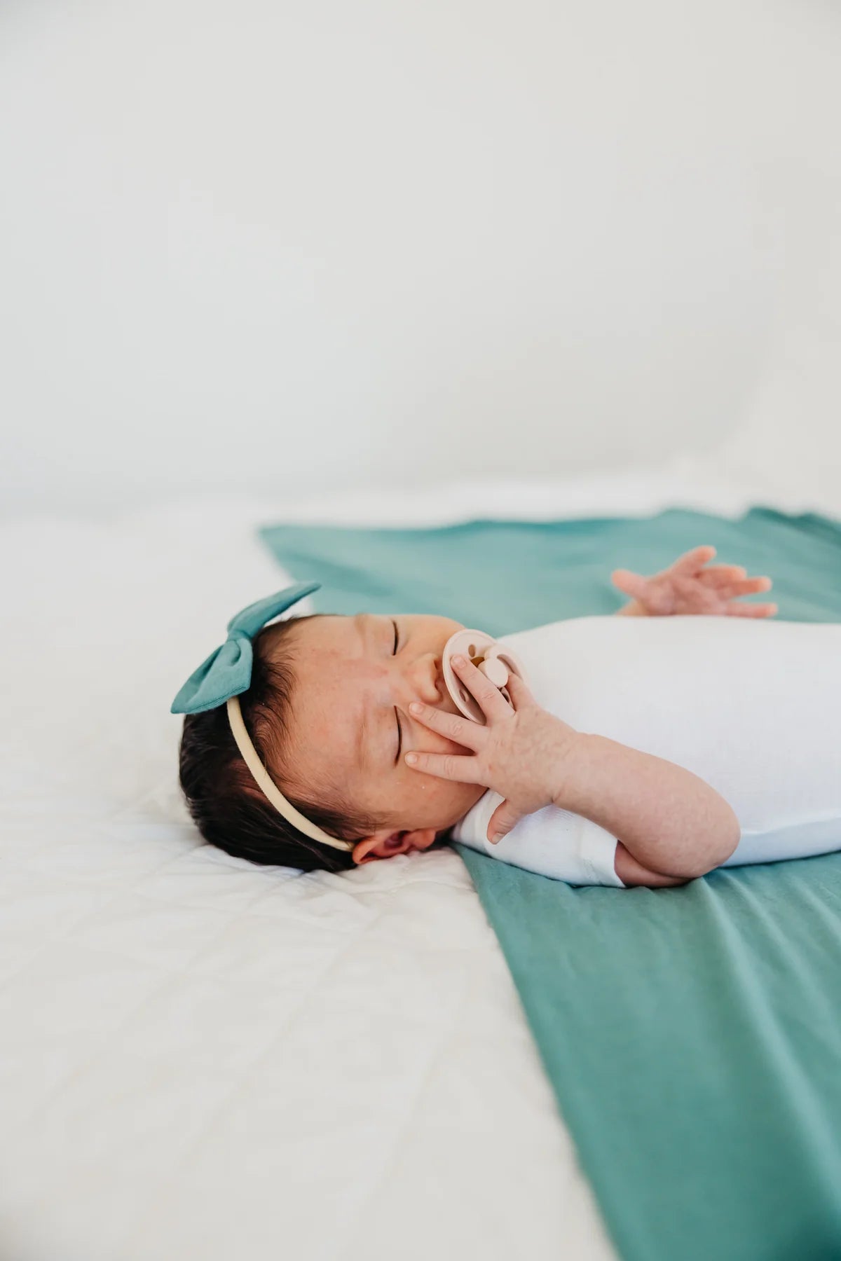 Journey | Bowtie Nylon Bow