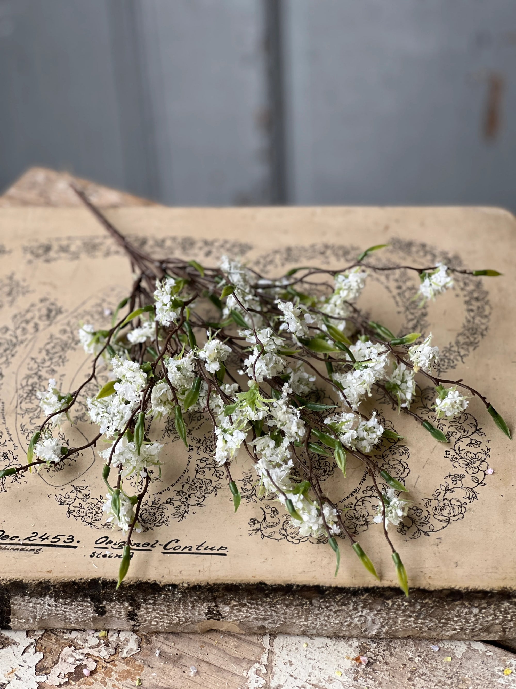 Bliss Buds | White | 12"