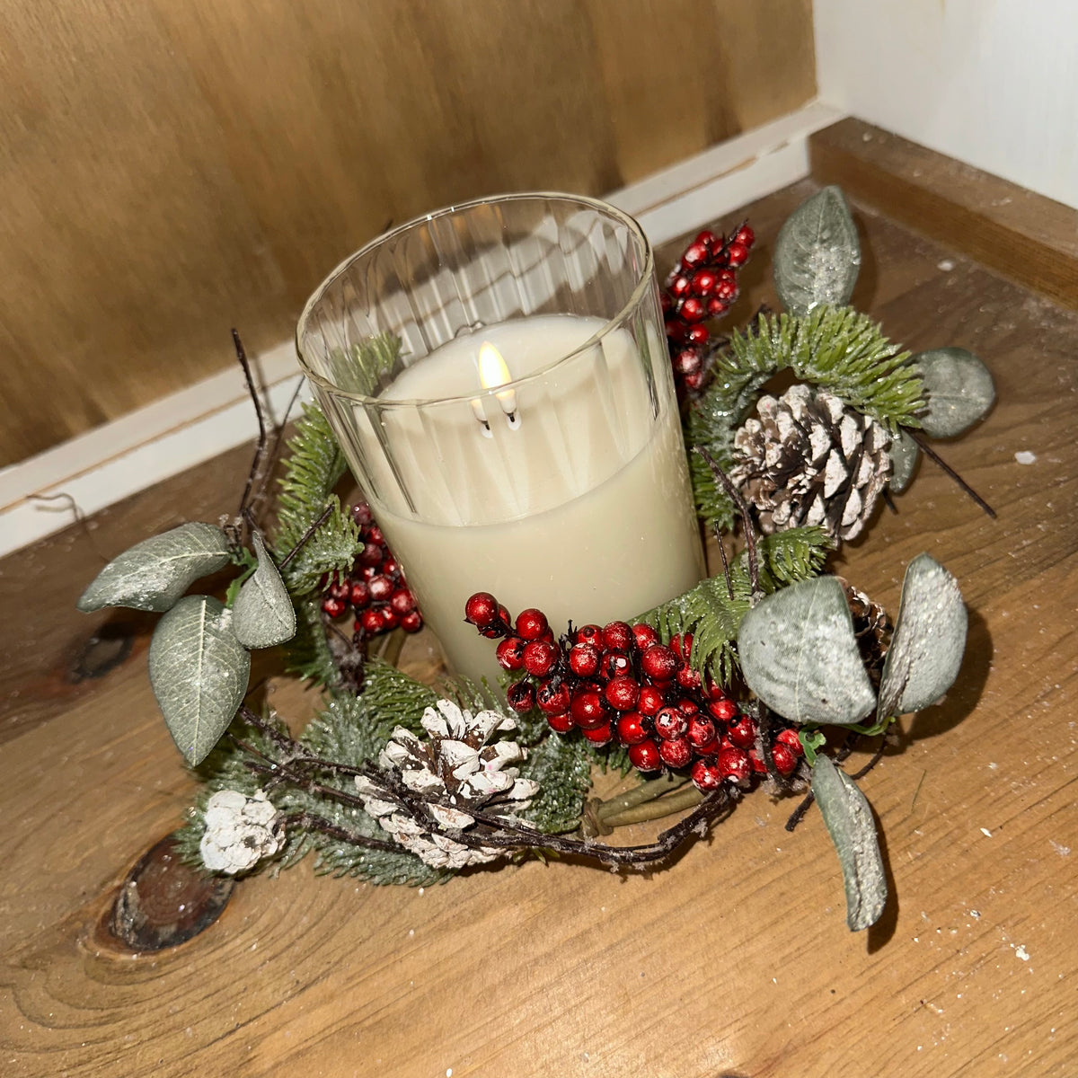 Frosted Pine, Red Berries &amp; Pinecones Ring