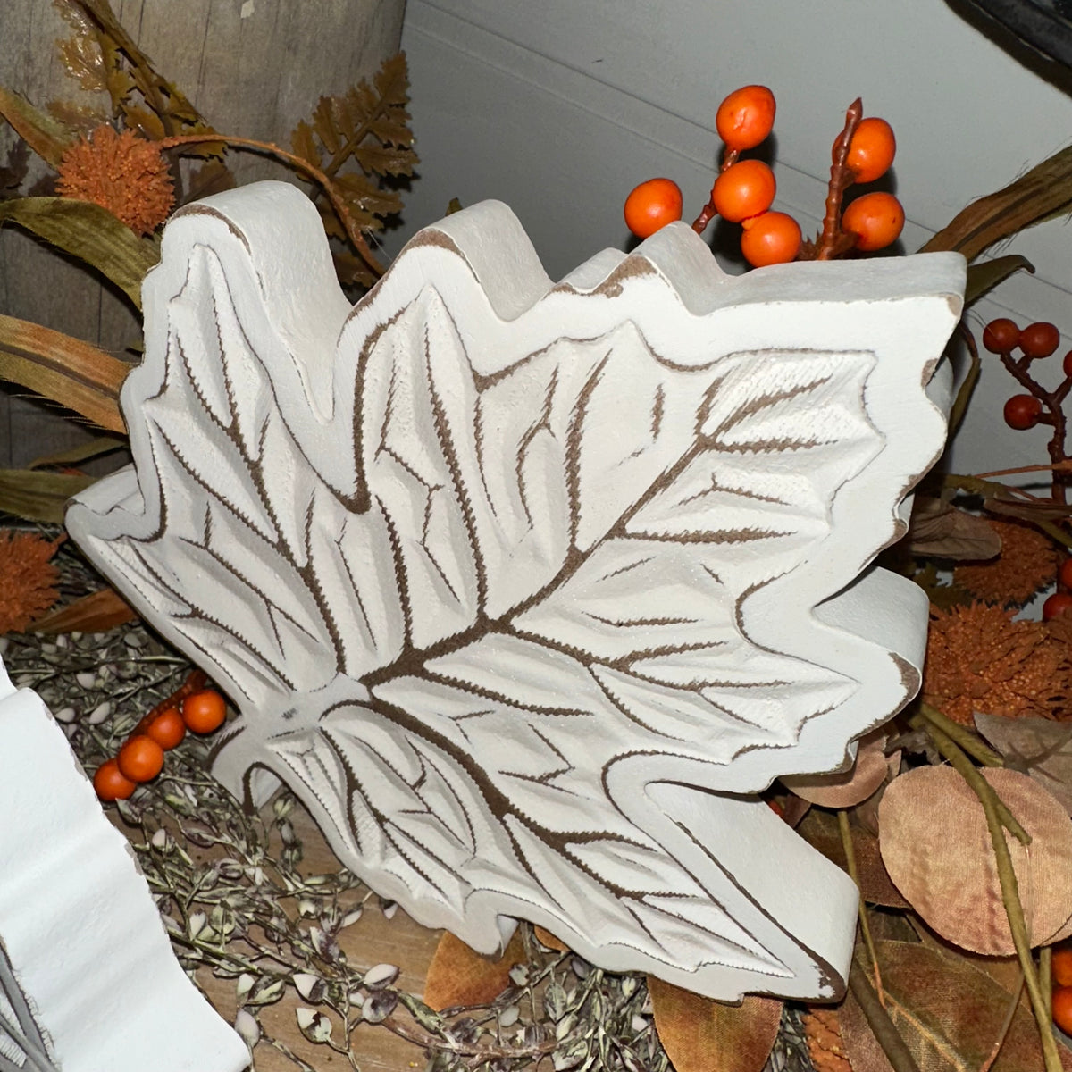 Carved Wood Harvest Leaf