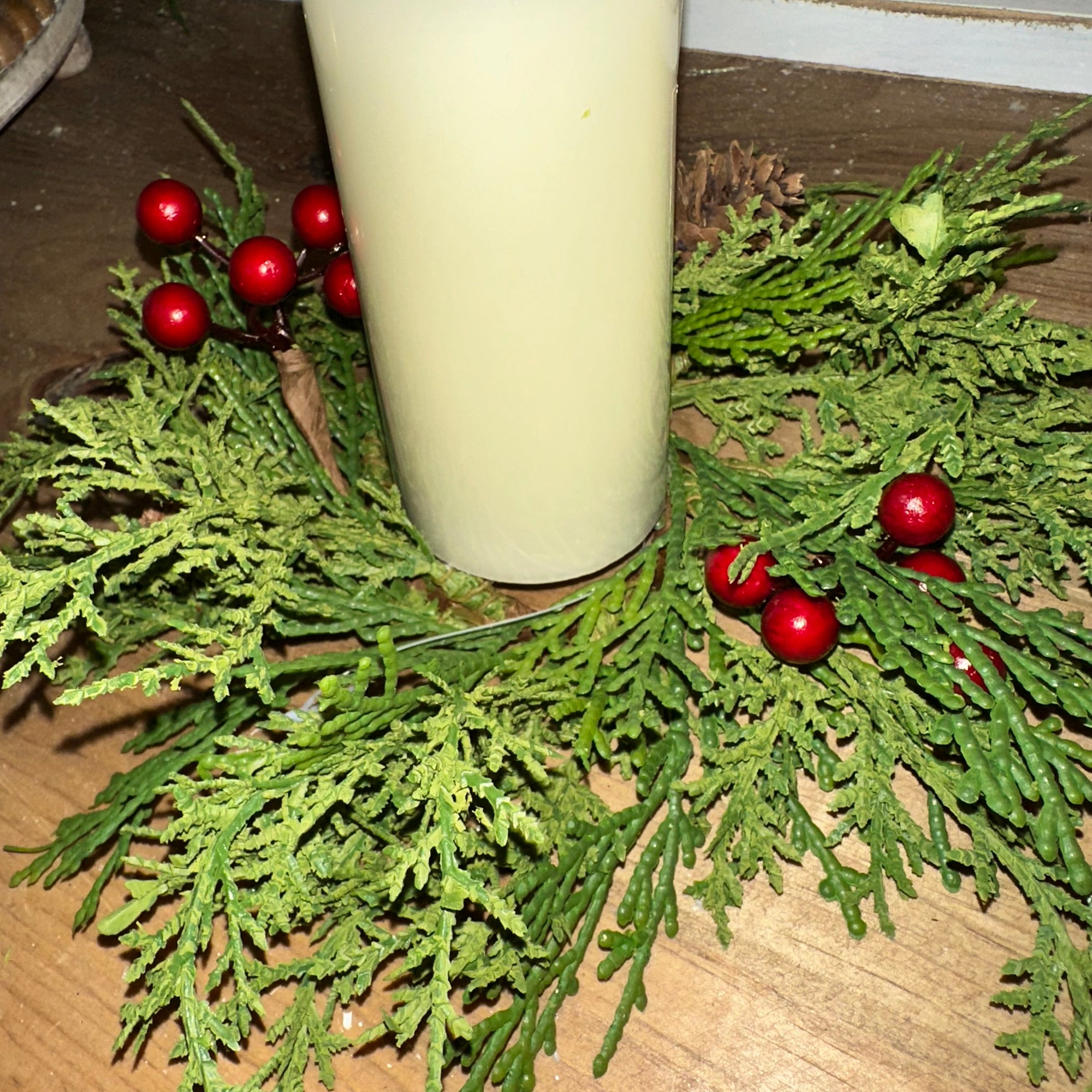 Cedar & Red Berries Ring