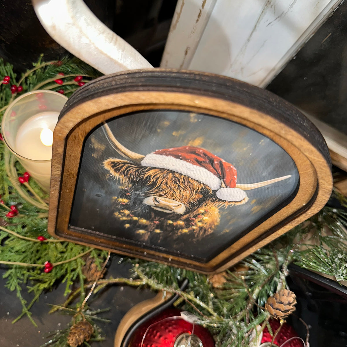 Christmas Highland Cow | Arched Art