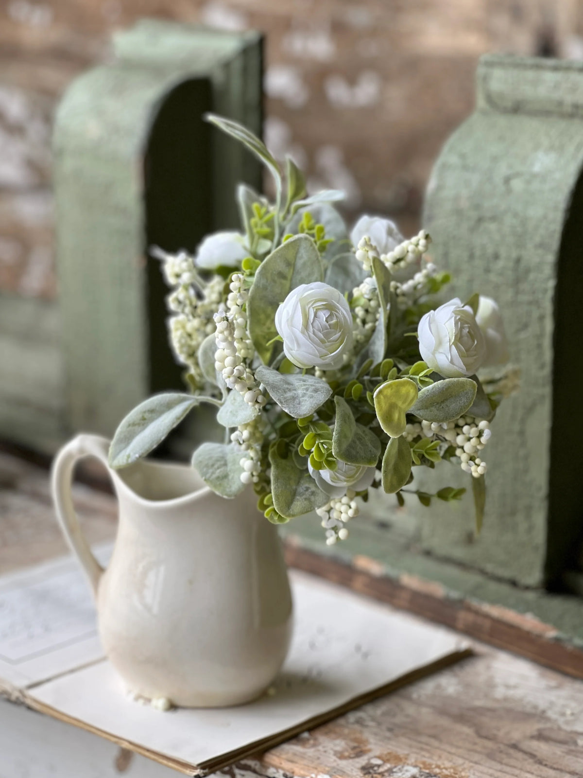 Soft Blooms &amp; Berries Bouquet | White | 11&quot;