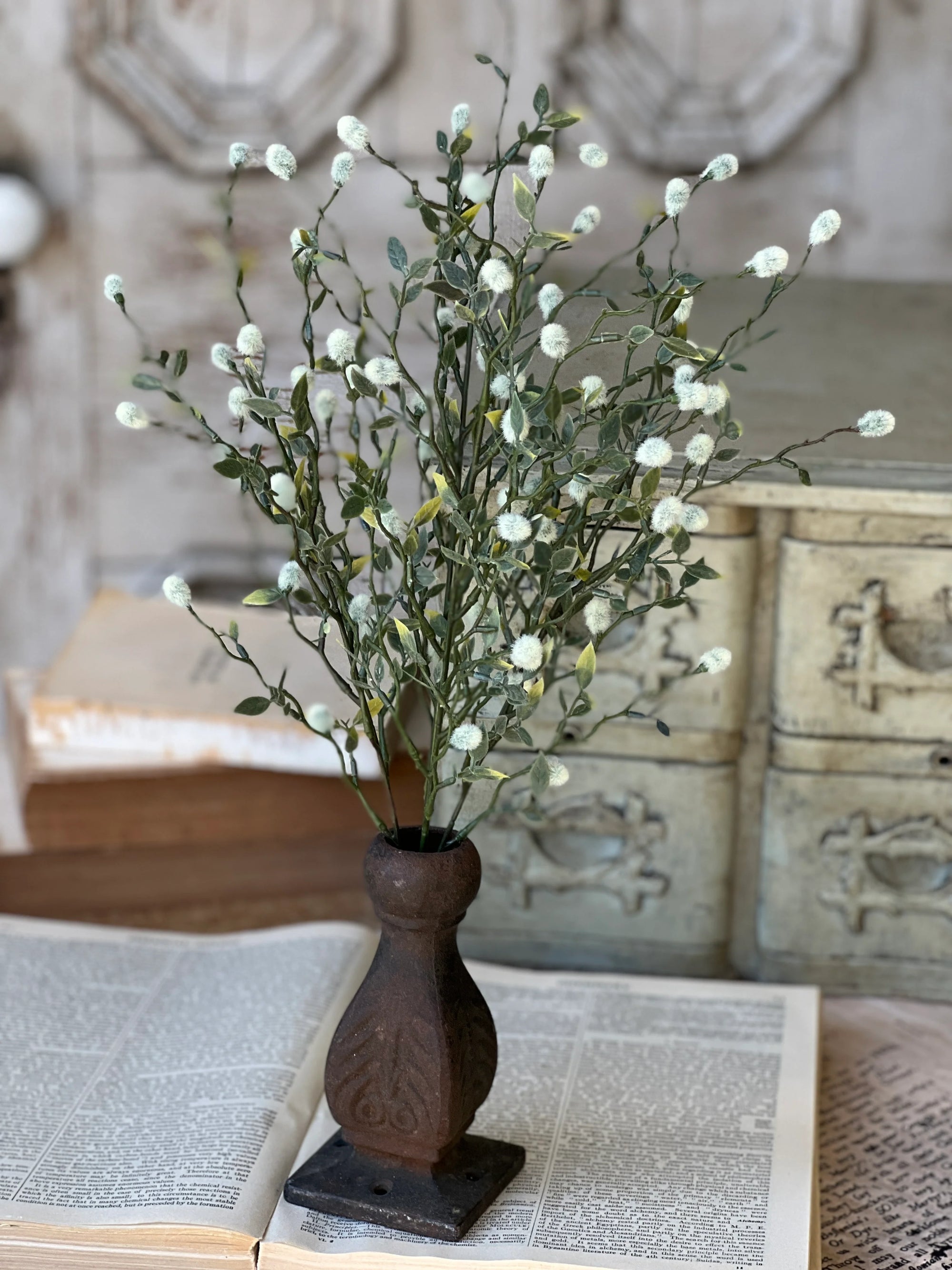 Cloud Willow Spray | 19"