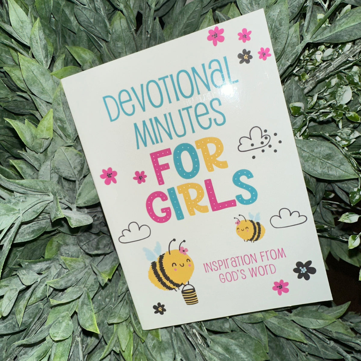 Minutes for Girls | Child&#39;s Devotional