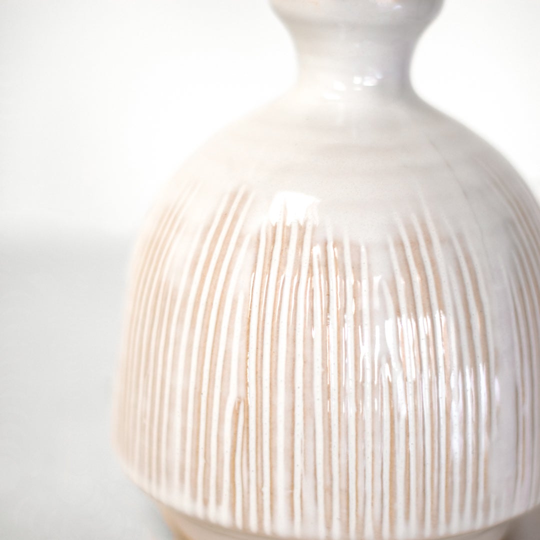 Lined Vase | 6-7&quot;