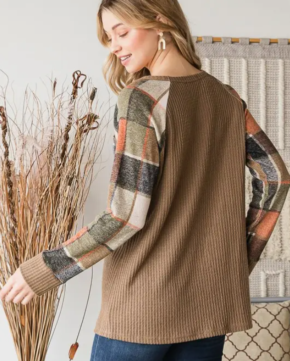 Waffle &amp; Plaid Fall Top with Pocket